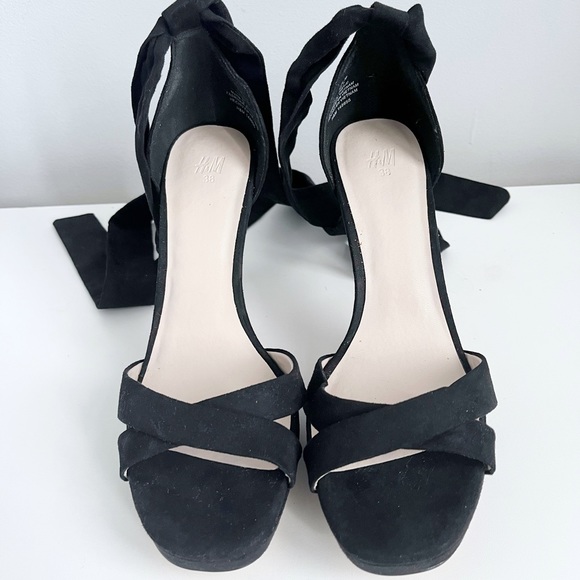 H&M Ankle-Tie Black Suede Heel Sandals - Picture 3 of 5
